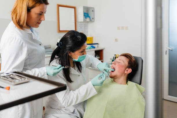 Best Emergency Dental Extractions in Strathmore, NJ